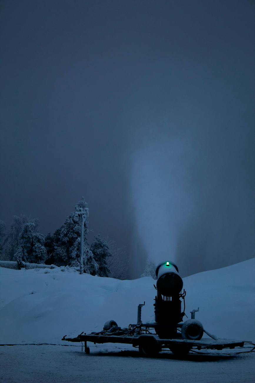 Snow Magic Unveiled: The Technology Behind Michigan Ski Resorts’ Snow&nbsp;Machines